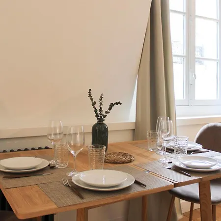 Bright T2 - Near Place De La Bastille *